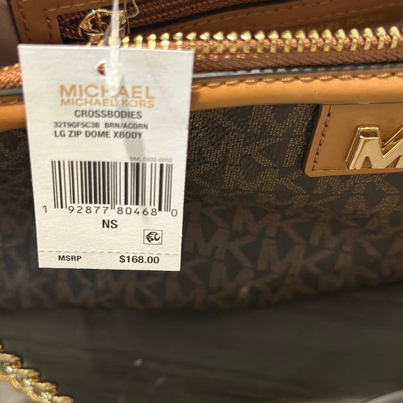 BNWT Michael Kors Logo Zip Dome Crossbody Bag - Picture 2 of 9